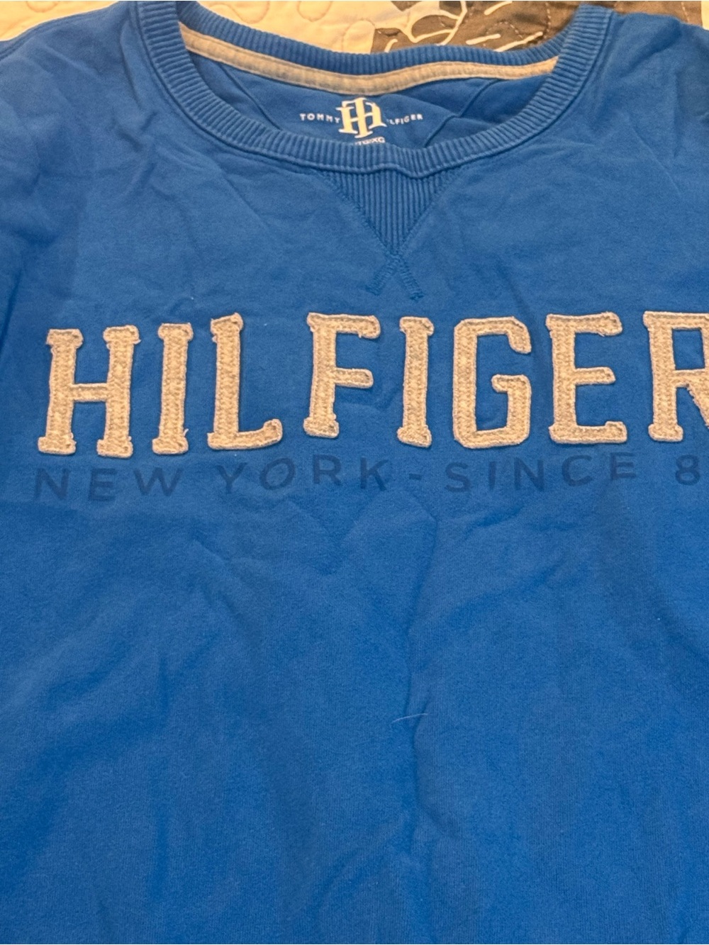 Tommy Hilfiger Royal Blue Long-Sleeve Logo Tee mens XL - Picture 2 of 3